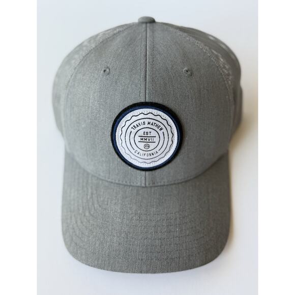 Travis Matthew THE PATCH Snapback Hat Golf Trucker Light Gray/Blue Flex‎ Fit EUC - Picture 1 of 8